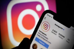 Çok sayıda Instagram kullanıcısı, sosyal paylaşım ağında nedeni tespit edilemeyen