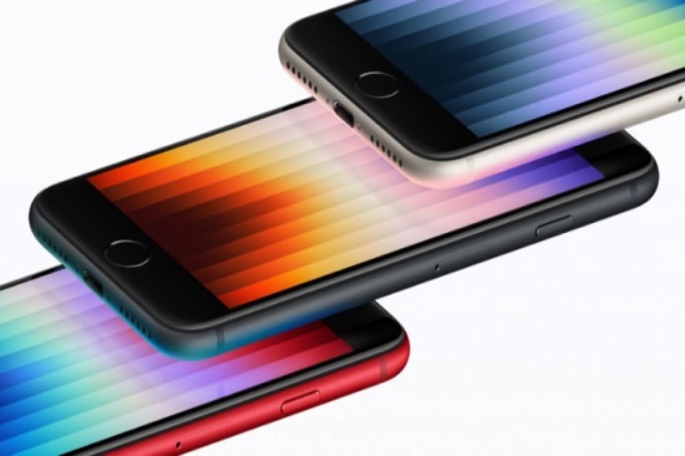 2024&rsquo;de piyasaya s&uuml;r&uuml;lmesi beklenen&nbsp;iPhone SE 4&rsquo;nin ise ertelenebilir. Apple ge&ccedil;en