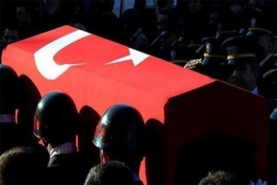MSB, Pen&ccedil;e-Şimşek Operasyonu b&ouml;lgesinde ter&ouml;ristlerle &ccedil;ıkan &ccedil;atışmada ağır yaralanan bir