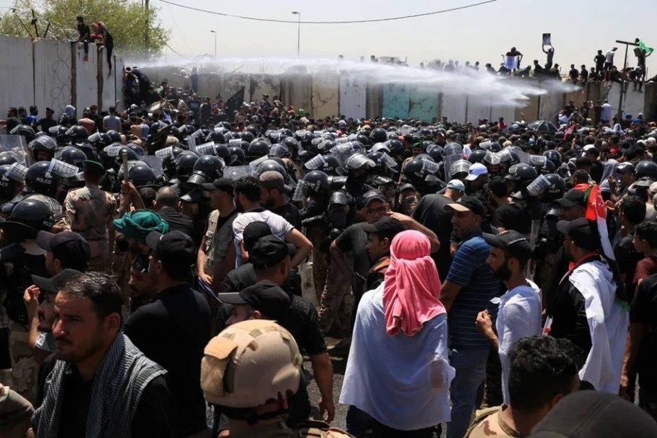 Irak'ta h&uuml;k&uuml;metin aylardır kurulamaması &uuml;lkeyi karıştırdı. Se&ccedil;imlerden ilk sırada &ccedil;ıkan