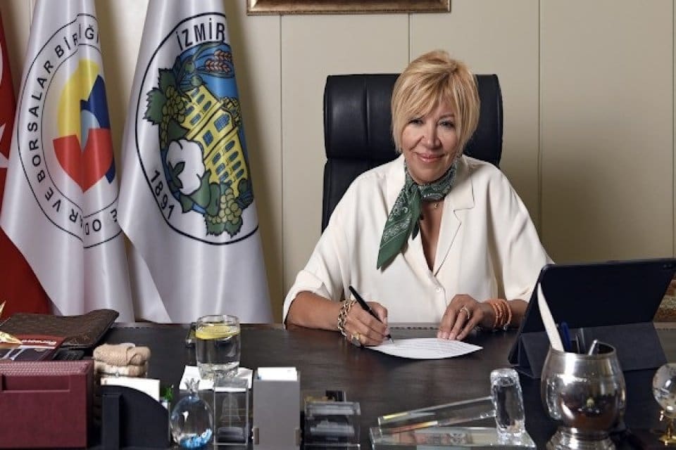 İzmir Ticaret Borsası Y&ouml;netim Kurulu Başkanı Işınsu Kestelli, 23 Nisan
