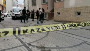 Olay Alibey Mahallesi’nde meydana geldi. 16 yaşındaki Mehmet A., tartışma