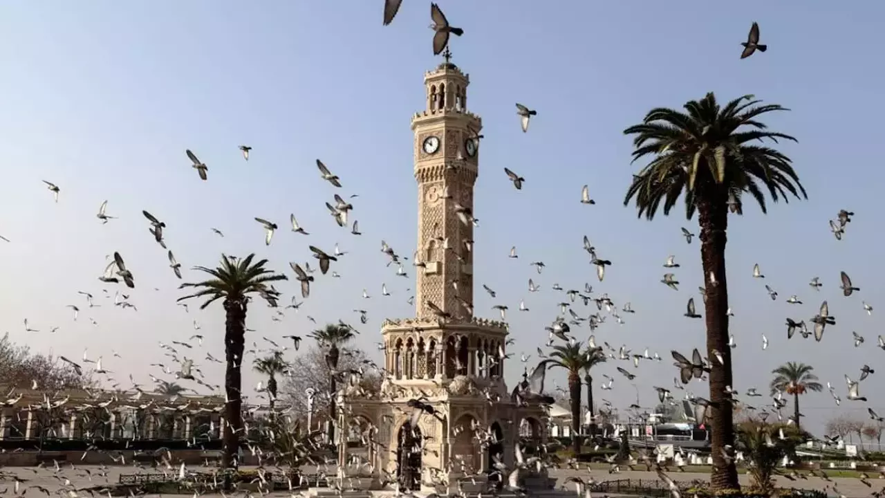 Cumhurbaşkanlığı seçimlerinin ikinci tur oylaması için Türkiye sandık başına gitti.