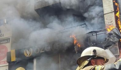 İzmir’de restoranda korkutan yangın