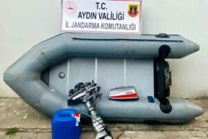 Aydın'ın Kuşadası il&ccedil;esinden lastik botla Yunanistan'ın Sisam Adası'na ge&ccedil;meye &ccedil;alışan