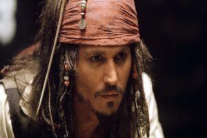 Karayip Korsanları'ndan &ccedil;ıkarıldığı iddia edilen Johnny Depp, Disney ile yapacağı