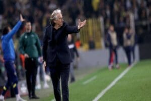 Avrupa'ya havlu atan Fenerbah&ccedil;e'de&nbsp;Jorge Jesus, S&uuml;per Lig'de ma&ccedil;ların play-off şeklinde
