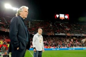 Fenerbah&ccedil;e Teknik Direkt&ouml;r&uuml; Jorge Jesus, takımının 2-0 kaybettiği Sevilla ma&ccedil;ı