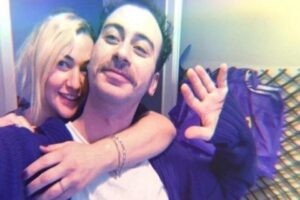 Y&uuml;zy&uuml;zeyken Konuşuruz grubunun solisti Kaan Boşnak'ın eşi Başak Ceylan Torun