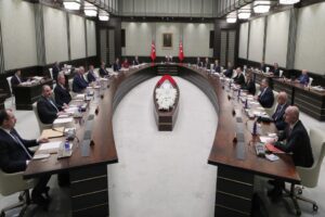 Cumhurbaşkanlığı Kabinesi bugün Cumhurbaşkanı Recep Tayyip Erdoğan başkanlığında toplanacak. Kabinede ana