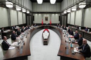 Cumhurbaşkanlığı Kabinesi, AKP'li Cumhurbaşkanı Recep Tayyip Erdoğan başkanlığında Beştepe&rsquo;de toplandı.