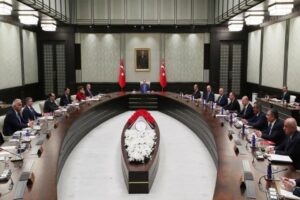 Cumhurbaşkanlığı Kabine Toplantısı, Cumhurbaşkanı Recep Tayyip Erdoğan başkanlığında başladı. Cumhurbaşkanlığı