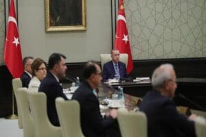 Cumhurbaşkanlığı Kabinesi, Cumhurbaşkanı Recep Tayyip Erdoğan başkanlığında yarın toplanacak. Toplantının