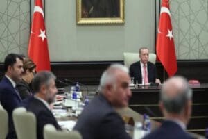 Cumhurbaşkanlığı Kabinesi, Cumhurbaşkanı Recep Tayyip Erdoğan başkanlığında pazartesi g&uuml;n&uuml; toplanıyor.