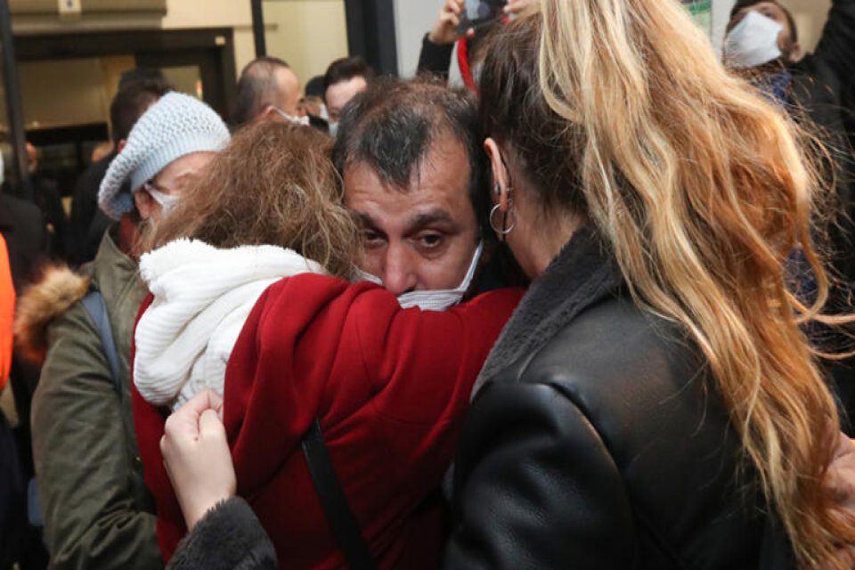 Nijerya açıklarında kaçırılan Mozart gemisinden kurtarılan 15 gemici, THY uçağıyla