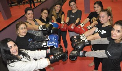 Kadınlar, şiddet ve tacize karşı kick boks öğreniyor