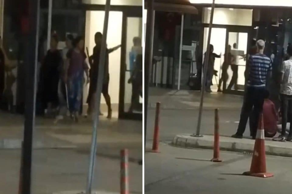 Adana&rsquo;da eli sopalı kadınlar Adana Şehir Hastanesi acil servisini bastı.