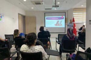 Bornova Belediyesi ve İzmir Büyükşehir Belediyesi, kadınlara yönelik Toplumsal Cinsiyet