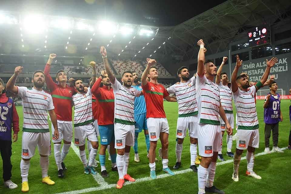 TFF 3'&uuml;nc&uuml; Lig 1'inci Grup'ta Karşıyaka, iki ma&ccedil;lık galibiyet hasretine