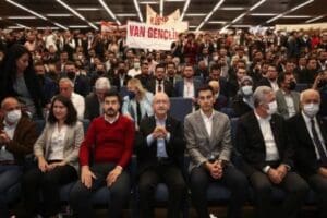 CHP lideri Kemal Kılı&ccedil;daroğlu, "Partimizin t&uuml;m milletvekilleri, derhal İstanbul il