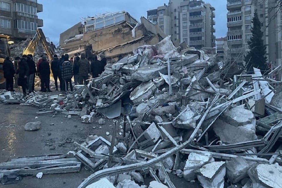 Kahramanmaraş'ta meydana gelen depremleri fırsat bilerek fahiş fiyat artışı yapanlara