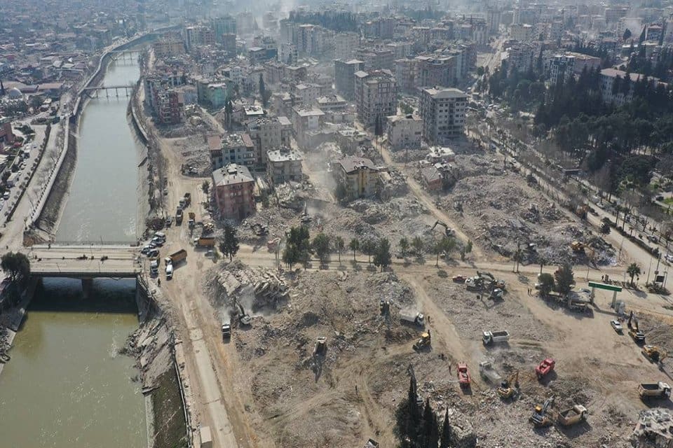 İ&ccedil;işleri Bakanı&nbsp;S&uuml;leyman Soylu, Kahramanmaraş merkezli depremlerde hayatını kaybedenlerin sayısının 47