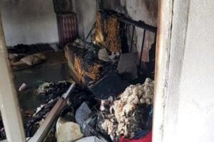 Antalya'nın Manavgat il&ccedil;esinde serada &ccedil;alışan Suriyeli ailenin kaldığı evde &ccedil;ıkan