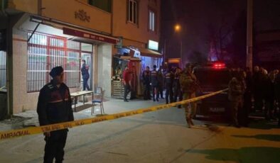 Kahvehane önünde tüfekli saldırı: 2 yaralı