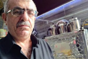 İzmir'in Karabağlar ilçesinde, Nuri Ç.(59) tabancayla göğsüne ateş ederek yaşamına