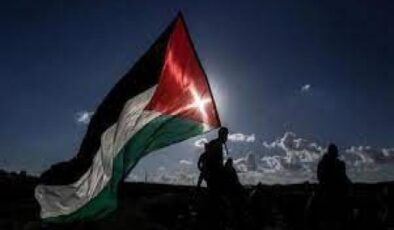 Kamuda Filistin bayrağı yasağı!
