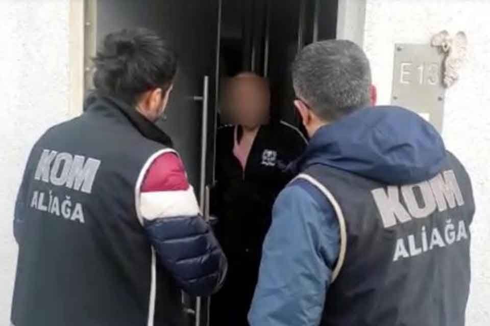 İzmir merkezli 4 ilde, 'Su&ccedil; işlemek amacıyla &ouml;rg&uuml;t kurmak', 'Resmi