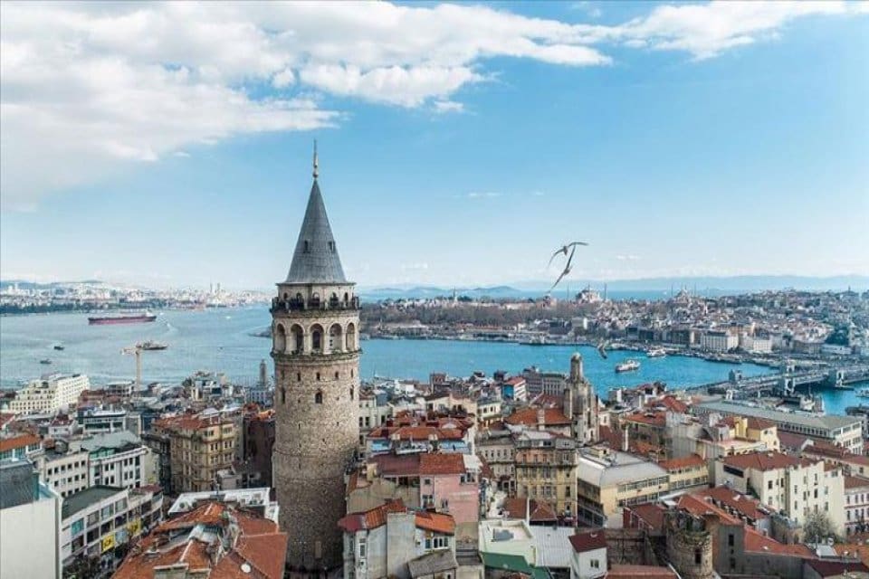 Fransız haber ajansı AFP'ye konuşan Kandilli Rasathanesi Deprem Araştırma Enstit&uuml;s&uuml;