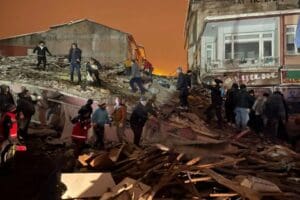 Kandilli Rasathanesi Deprem Araştırma Enstit&uuml;s&uuml; M&uuml;d&uuml;r&uuml; Prof. Dr. Doğan Kalafat