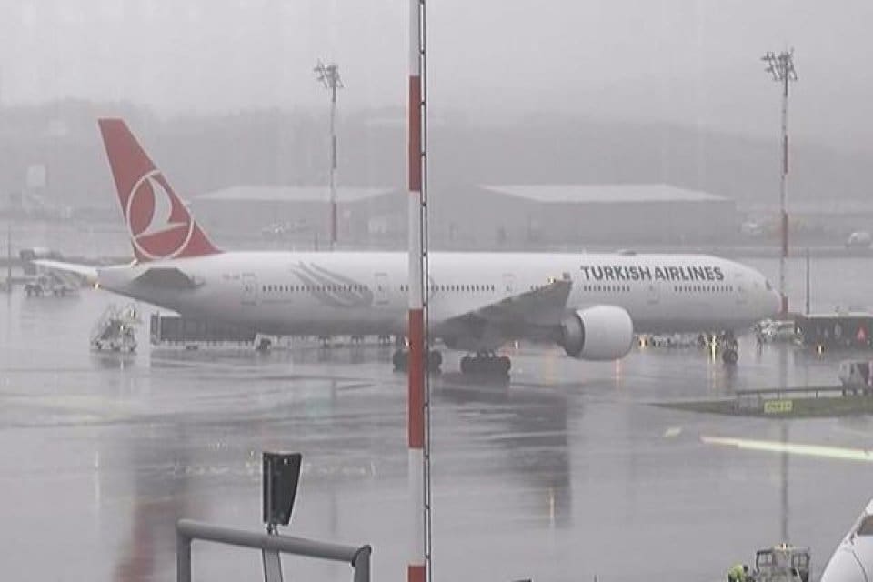 THY, İstanbul Havalimanı&rsquo;ndan 10 Mart&rsquo;taki 185 seferini, AnadoluJet de Sabiha