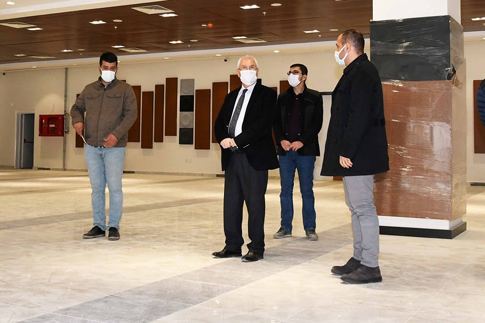 Karabağlar Belediyesi için 2021, açılış ve temel atma yılı olacak.