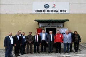 &nbsp; Karabağlar Belediyesi ve T&uuml;rk Kızılayı'nın &ouml;rnek işbirliğiyle yaşama ge&ccedil;irilen