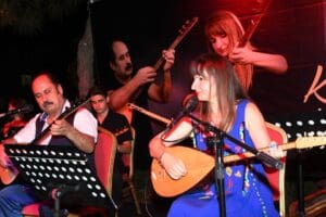 Daha &ouml;nce Maliyeciler Mahallesi ile Yurdoğlu Mahallesinde yapılan Karabağlar Belediyesi