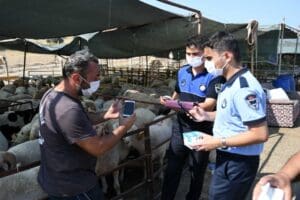 Karabağlar&rsquo;da yaklaşan Kurban Bayramı nedeniyle il&ccedil;e sınırları i&ccedil;erisinde bulunan kurban