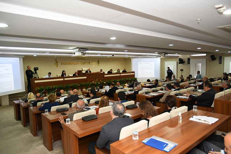 Karabağlar Belediye Meclisi'nin nisan ayı ilk toplantısı Karabağlar Belediye Başkanı