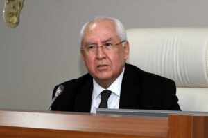 Karabağlar Belediye Meclisi’nin 2022 yılı ilk toplantısı, ana hizmet binasındaki