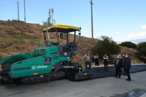 Karabağlar Belediyesi, şantiyesini güçlendirdiği son teknoloji araçlardan da yararlanarak tonlarca