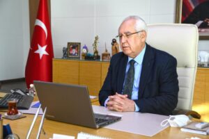 Karabağlar Belediyesi Zabıta Müdürlüğü kadrosunda görev yapan memur adayı personele,