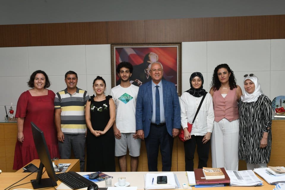 Eğitimde fırsat eşitliği sağlamak amacıyla Karabağlar Belediyesi tarafından kurulan ve
