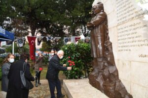 28. yıl önce bombalı suikast sonucu katledilen Gazeteci Yazar Uğur