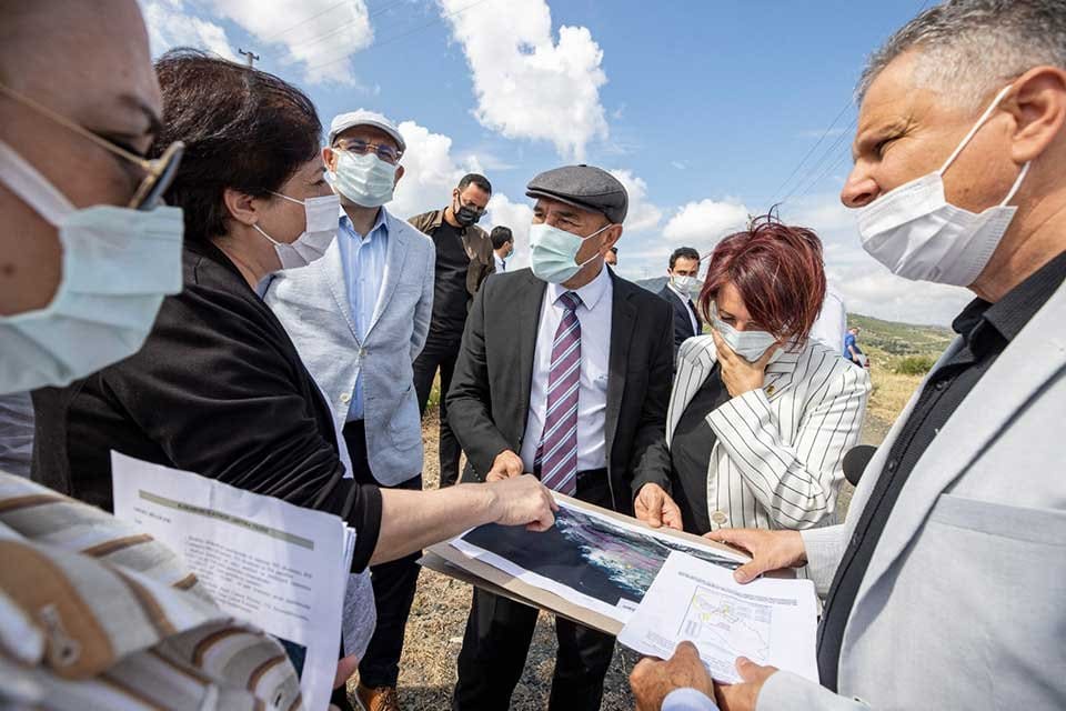 İzmir B&uuml;y&uuml;kşehir Belediye Başkanı Tun&ccedil; Soyer, haftanın ilk g&uuml;n&uuml;ne Yarımada'da