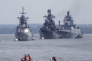 RIA'da yer alan son dakika gelişmesine g&ouml;re, Rus savaş gemisi,