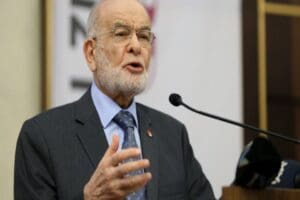 Saadet lideri Temel Karamollaoğlu, KHK'liler &uuml;zerinden adalet sistemini eleştirdi: "Artık