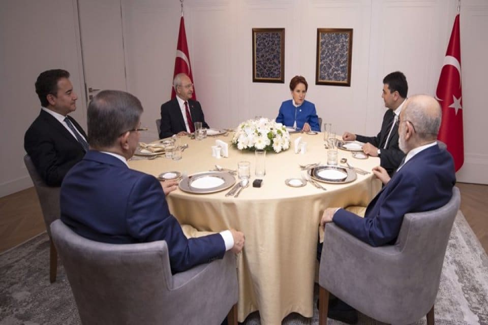 Saadet Partisi Genel Başkanı Temel Karamollaoğlu'nun &ldquo;Yeni sistemde ittifaklara gerek