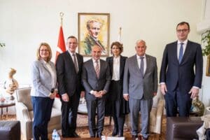 Almanya’nın Bremen Parlamento Başkanı Frank Imhoff ve beraberindeki heyet İzmir