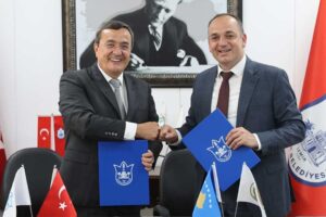 Kardeş şehirler Konak ve Prizren arasında &ldquo;İyi Niyet Mektubu&rdquo; imzalandı.